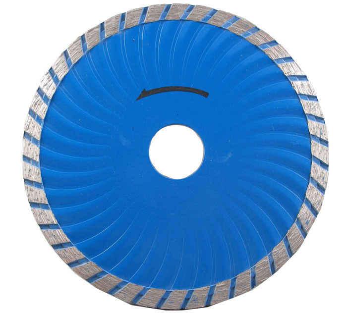 Gelombang Turbo Sintered Diamond Tip Saw Blade / Diamond Cutting Disc Untuk Beton